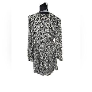Banana Republic Black and White Geometric Print Mid Length Dress Women's Size 6